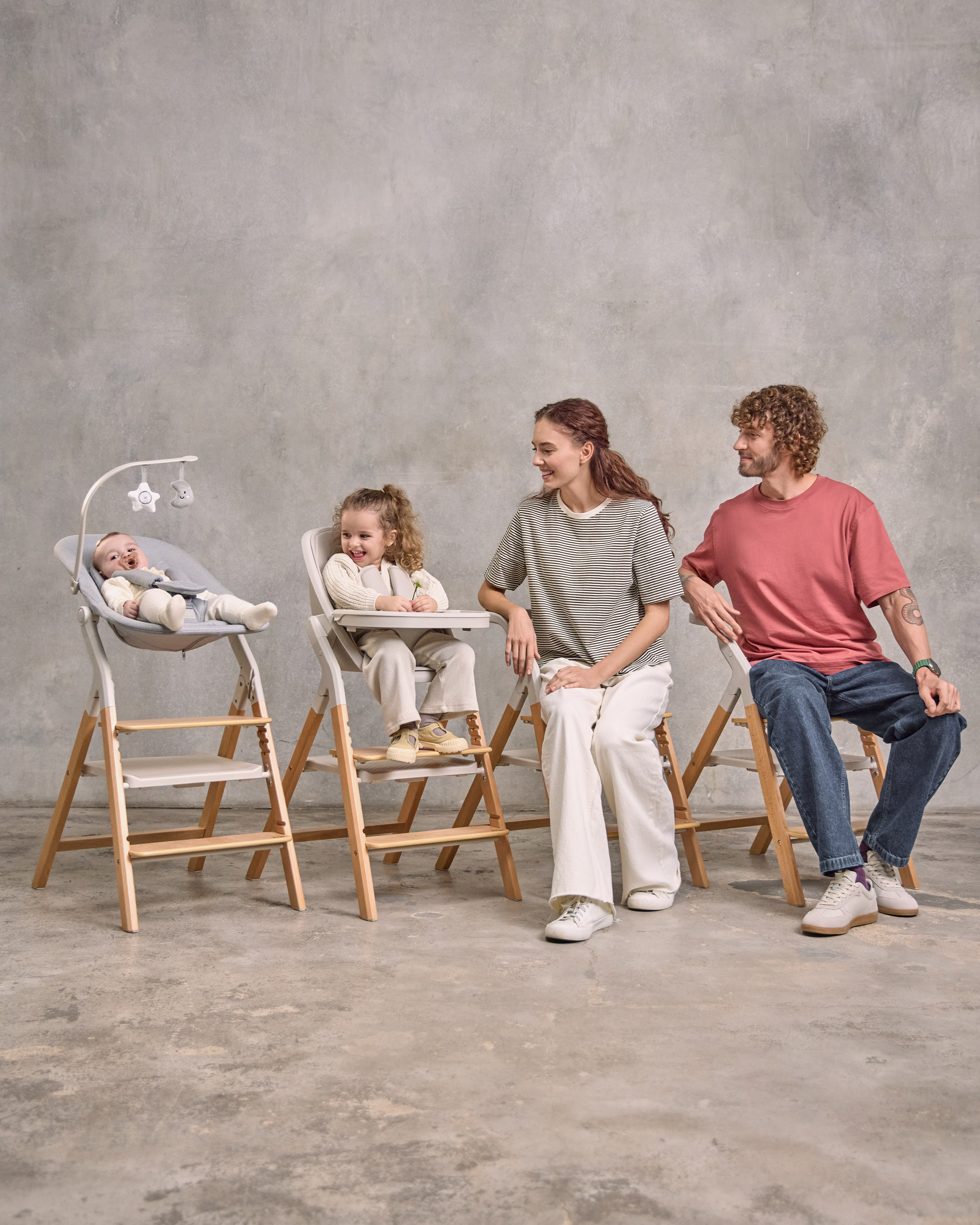 Sdraietta, seggiolone per la pappa, sedia aggiuntiva e torre didattica Ergo